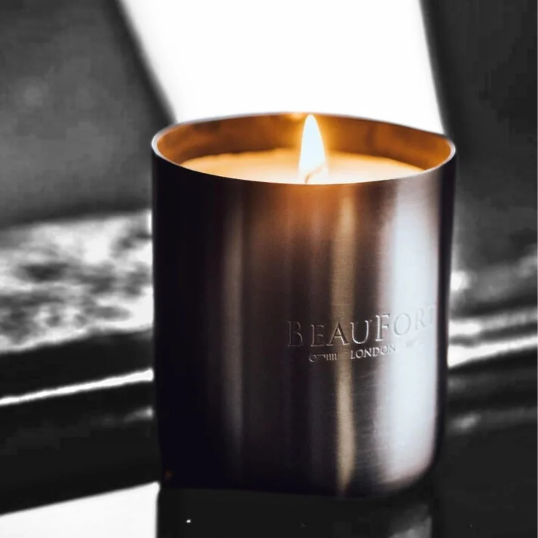 Vi Et Armis Candle - Image 2